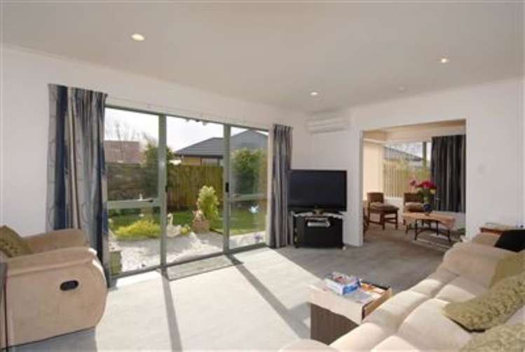 2/6 Topham Lane Hornby_3