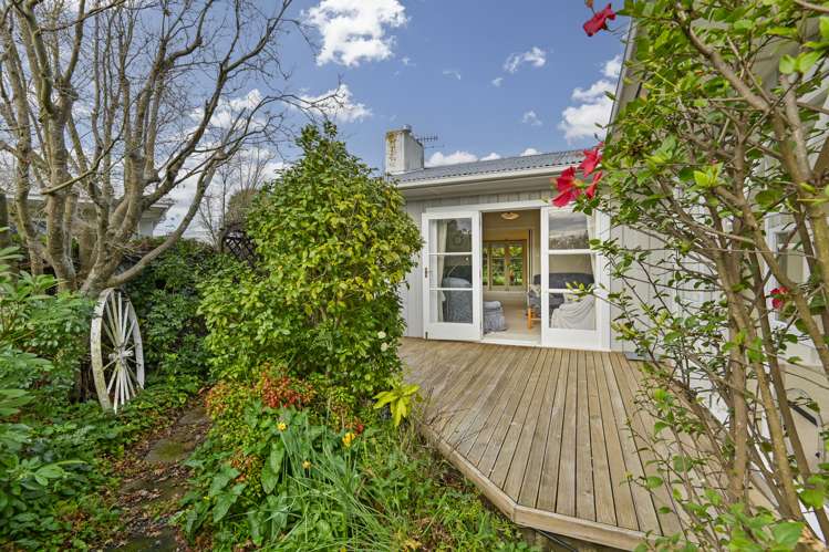 6 Carl Avenue Havelock North_20