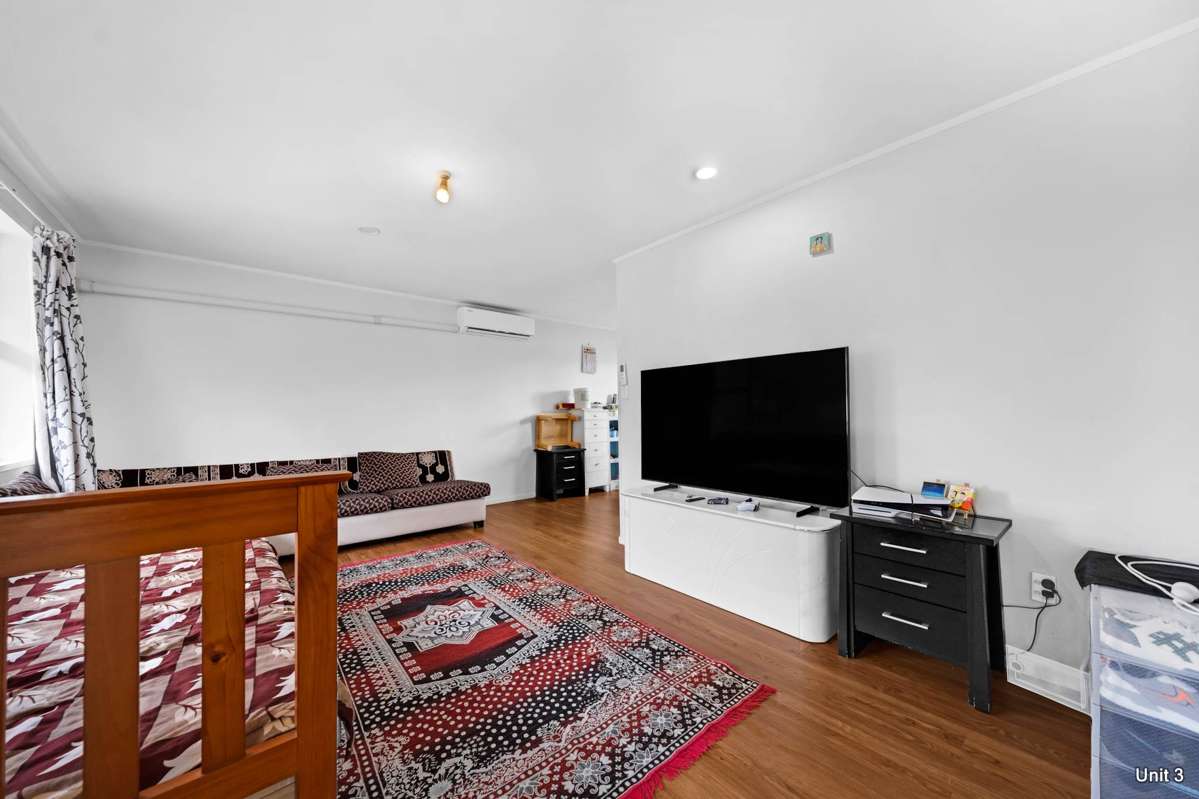 1,2,3/13 Huia Road_5