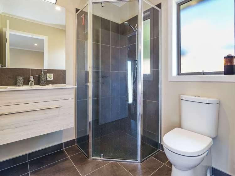 10 Rogers Place Kinloch_10