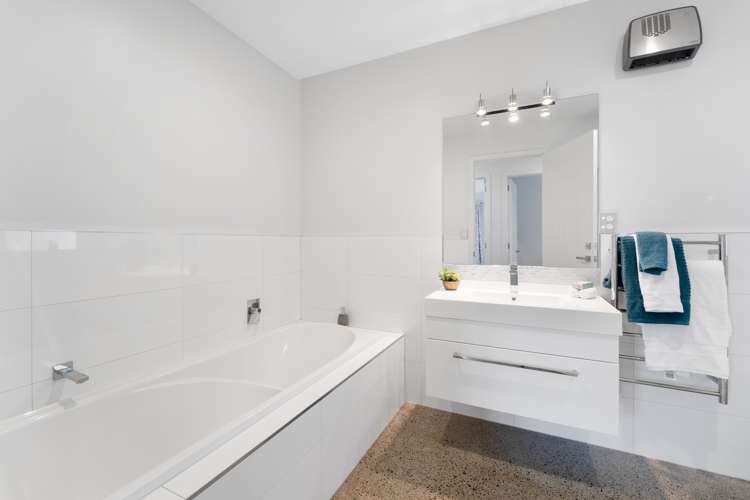 46 Resolution Drive Whitby_14