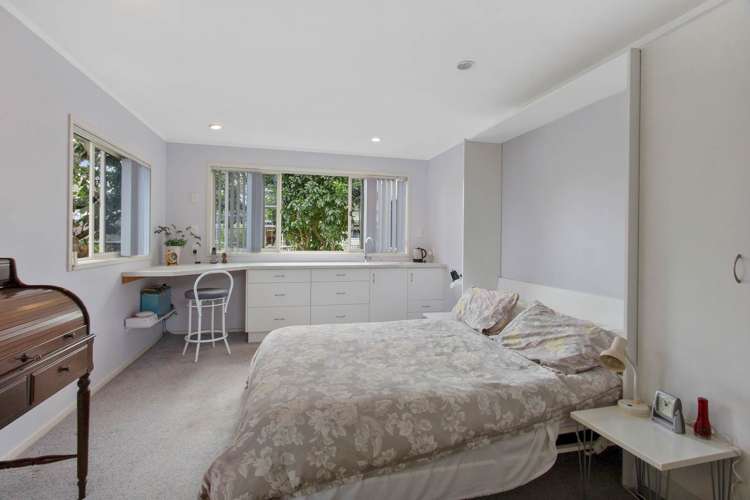 8 Stokes Avenue Te Atatu Peninsula_17