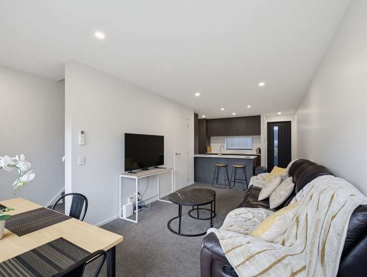 8/321 Lincoln Road Addington_2