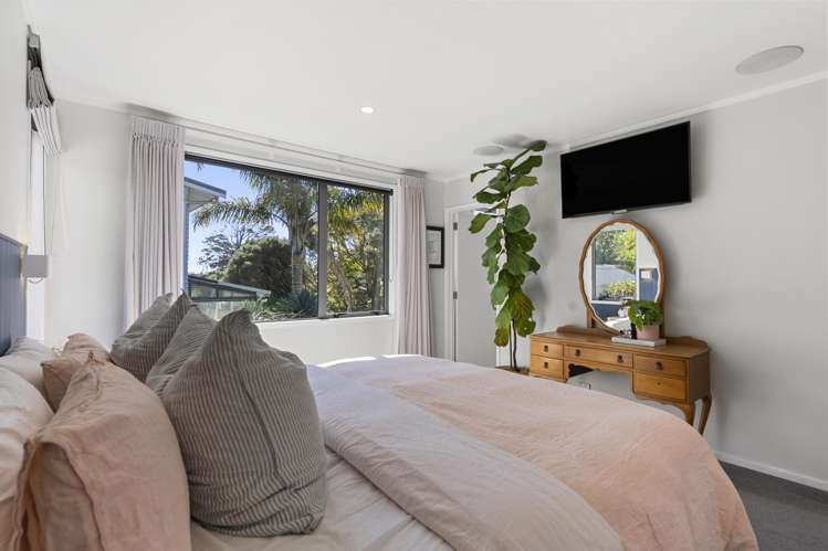 129F Rangatira Road Beach Haven_13