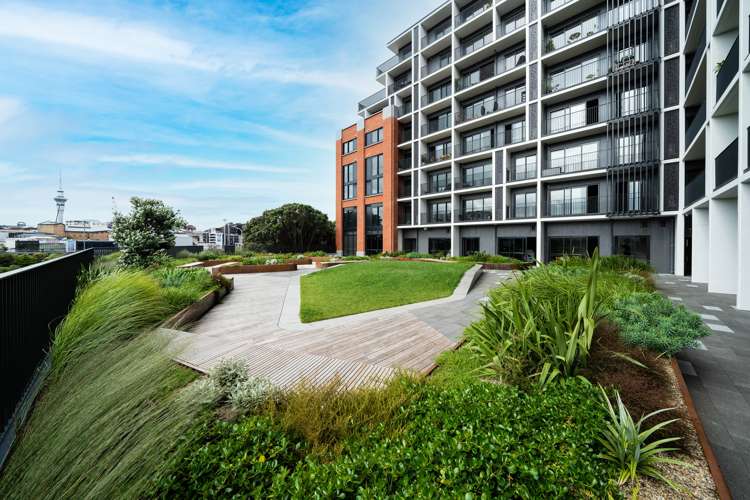 712/59 France Street Eden Terrace_13