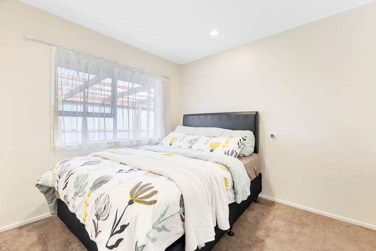 2/40 Aviemore Drive Highland Park_7