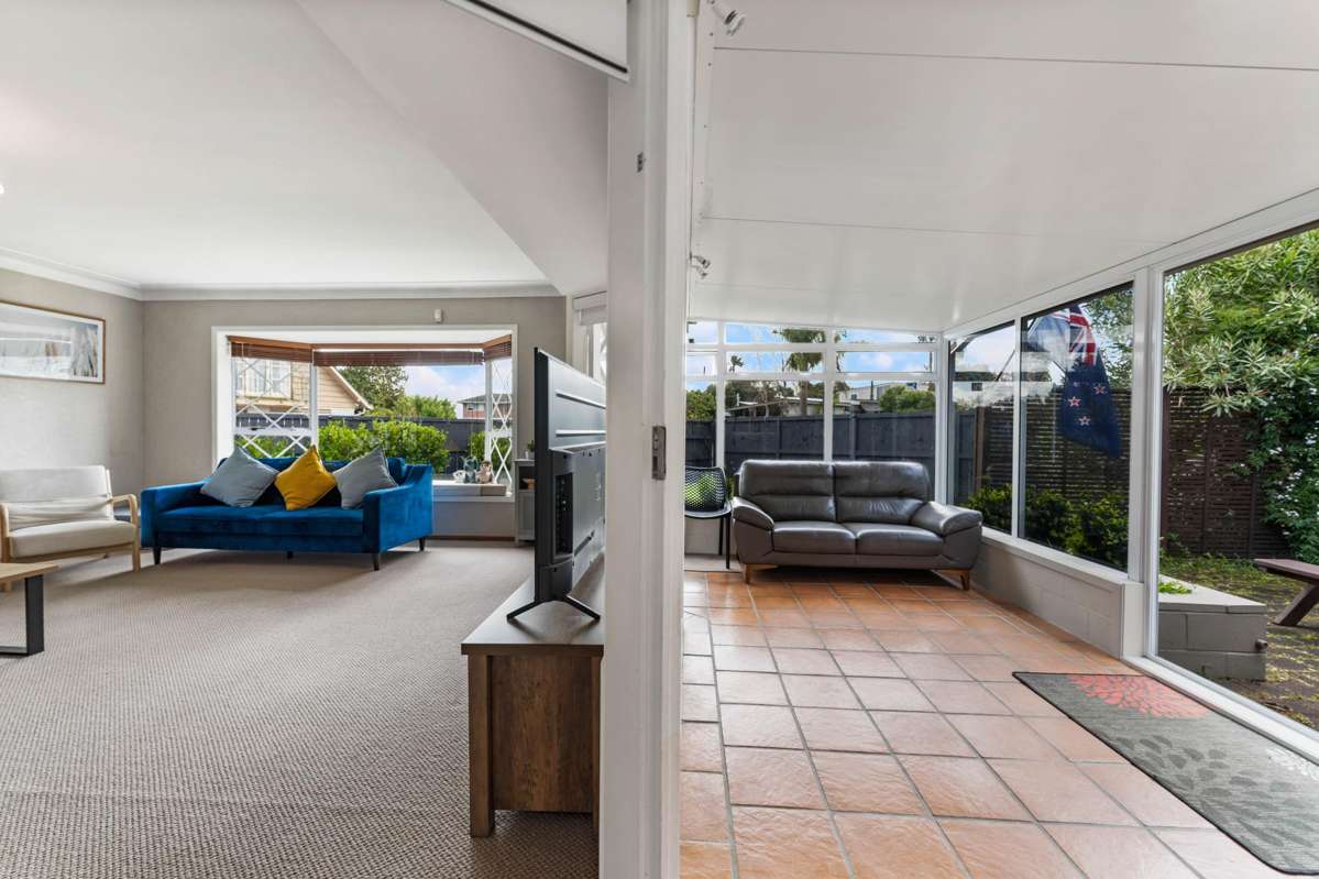 12 Magnolia Avenue_3