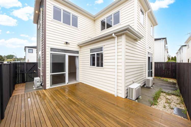 4 Karakia Lane Hillsborough_11