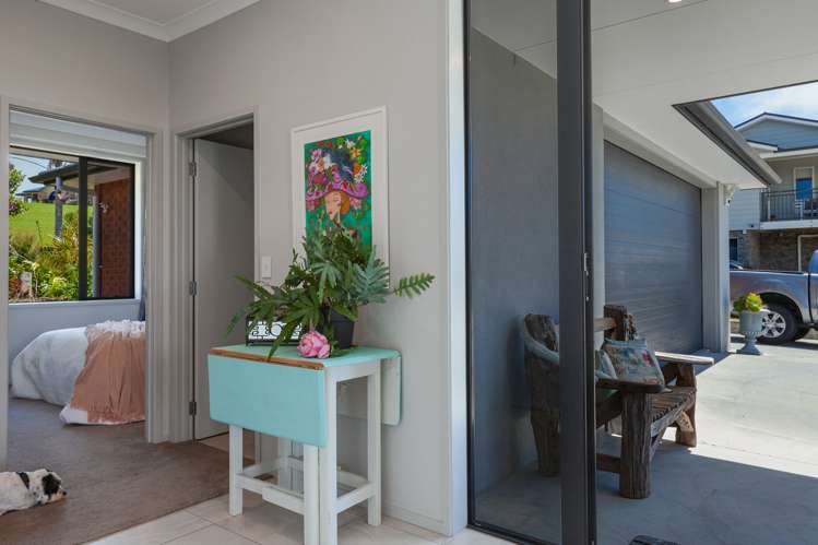 31 Eagles Way Cable Bay_19