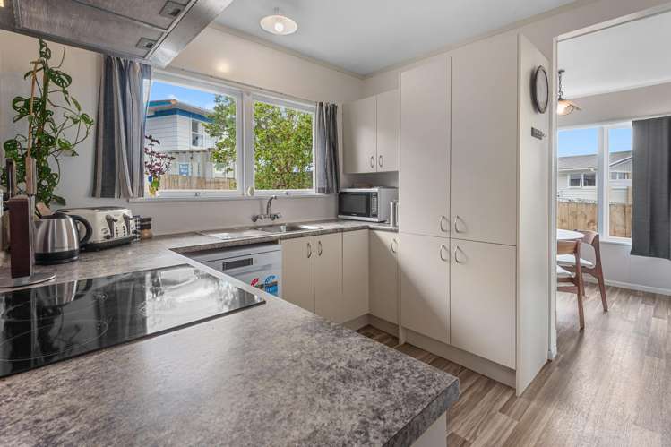 7 Leonard Place Onerahi_6