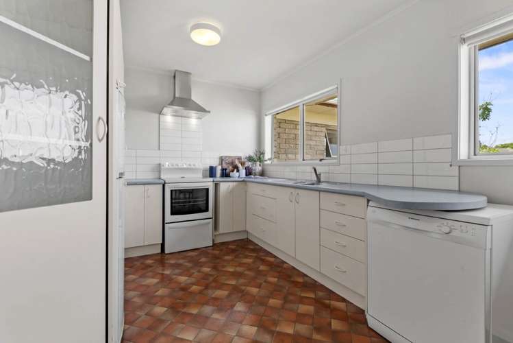 2/41 Jutland Road Hauraki_10