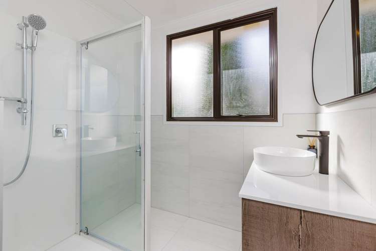 1/9 Kimdale Place Totara Heights_11