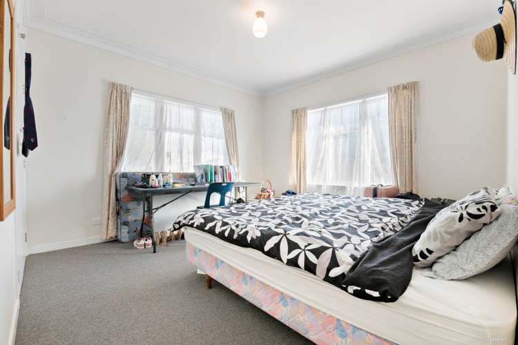 61 Sylvan Crescent Te Atatu South_12