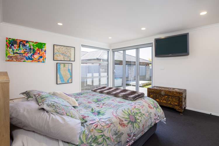 13 Montrose Place Highlands Park_14