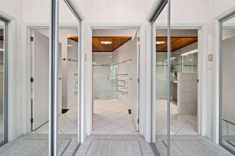 14 Dundas Road Riverside_11