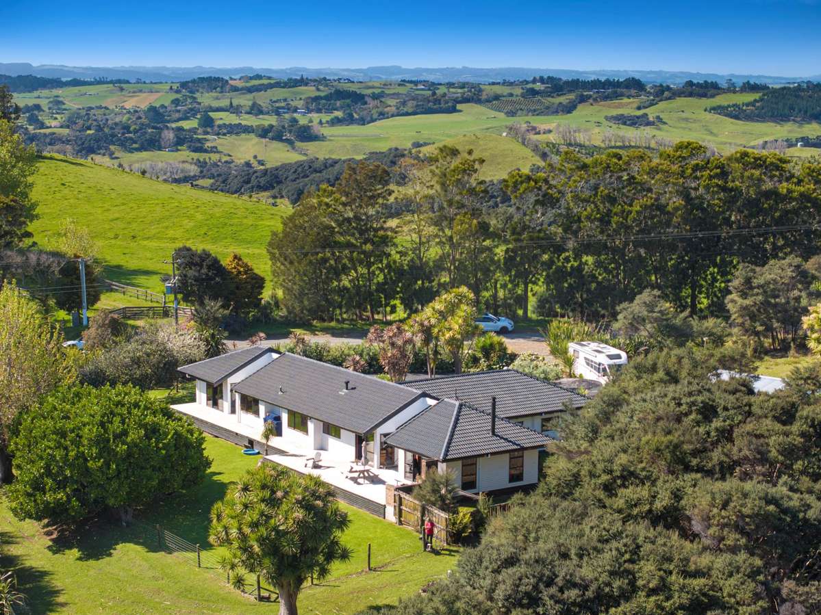 158 McLeod Road_1