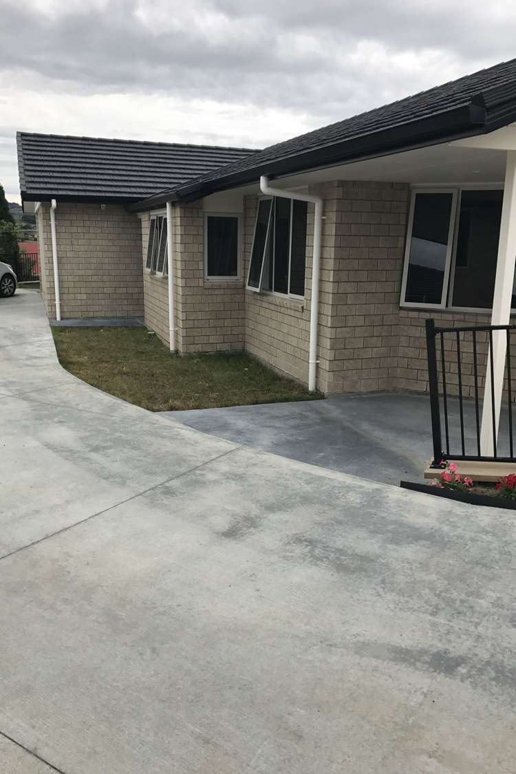 16 Simmonds Grove Greerton_1