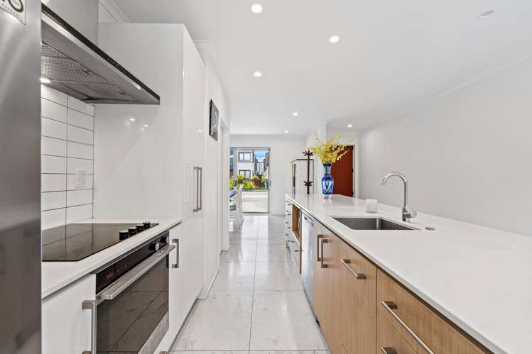 53 Glidepath Road Hobsonville_9