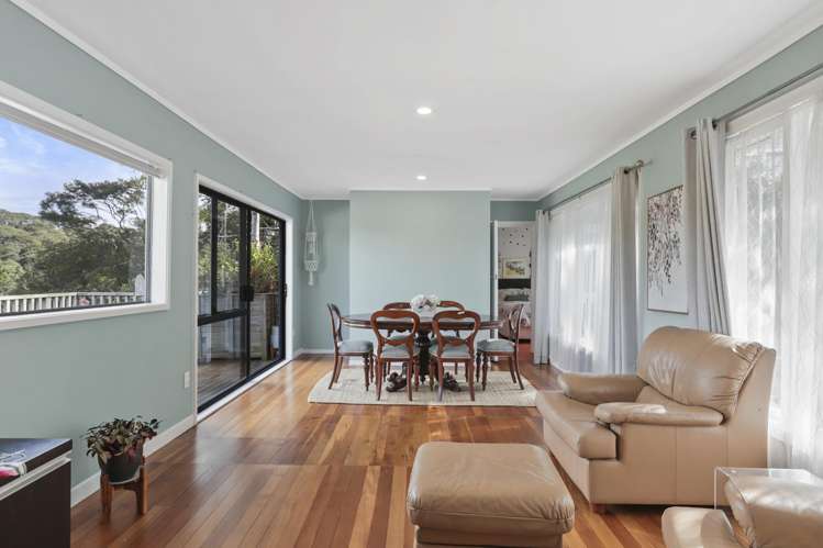 57 Kauri Point Road Laingholm_12