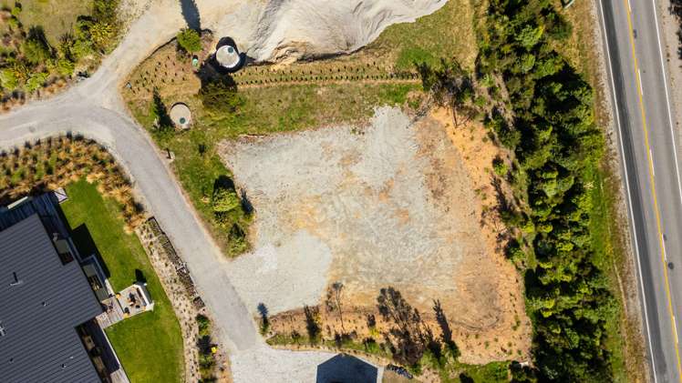 19 Peregrine Falcon Road Queenstown_4