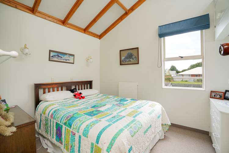 56 Leith Street Windsor_13