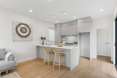 49B Clayburn Road_4