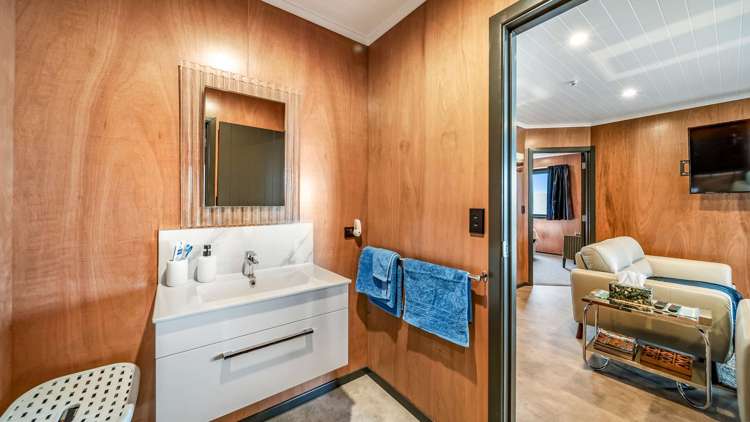 Tahakopa Valley Road Catlins Surrounds_20