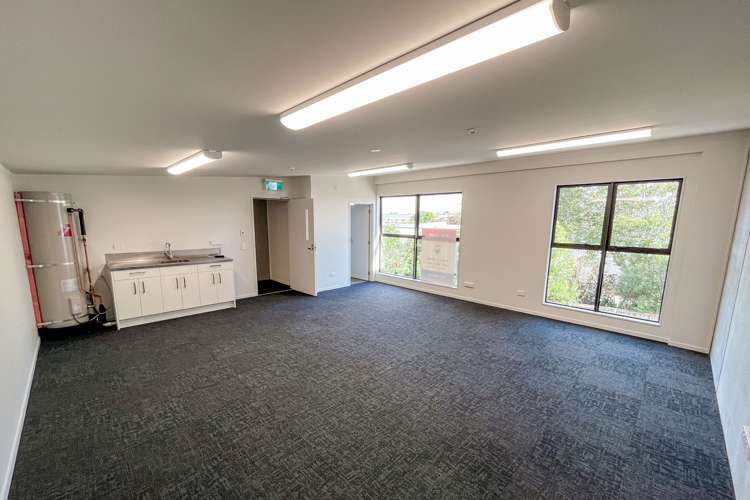 Unit 1/8 Laurenson Road Hobsonville_6