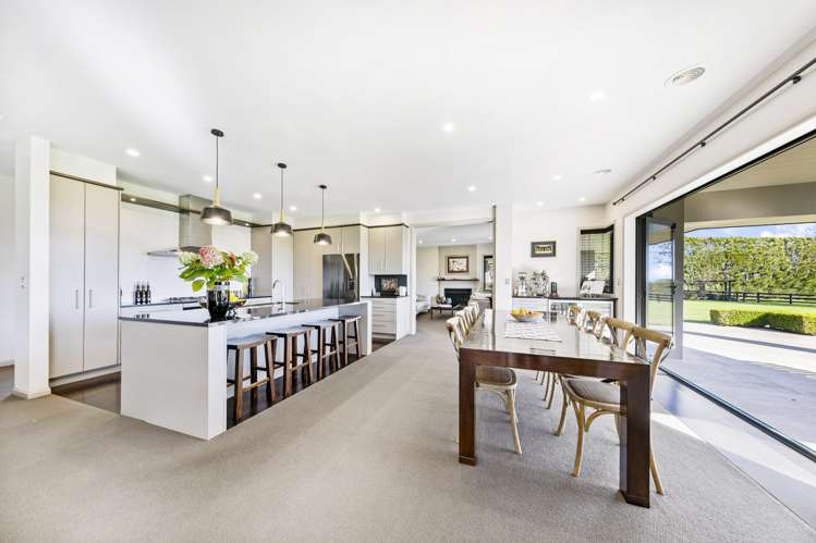 195 Batty Road Kingseat_10