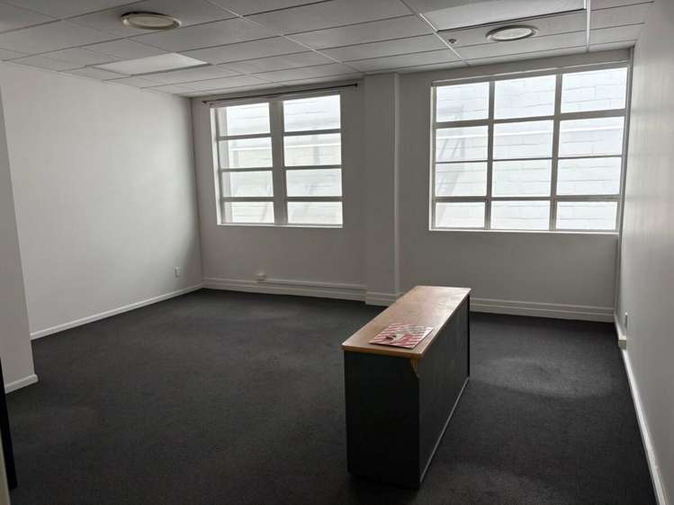 Level 2/29 Grey Street Tauranga Central_1