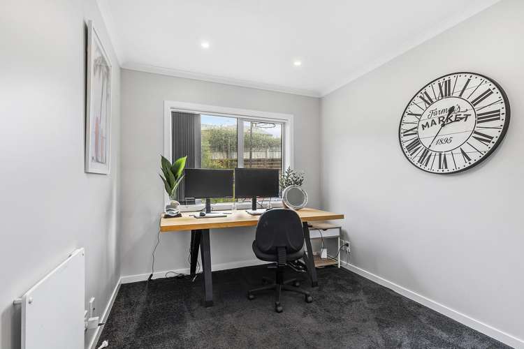 152 Endeavour Drive Whitby_17