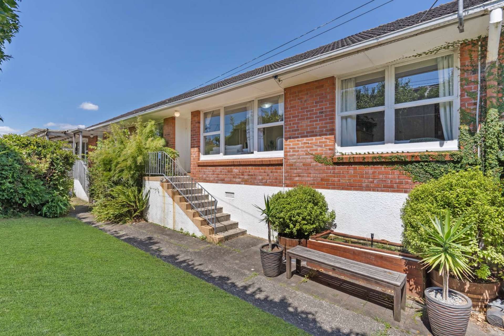 2/45 Merani Street Narrow Neck_0