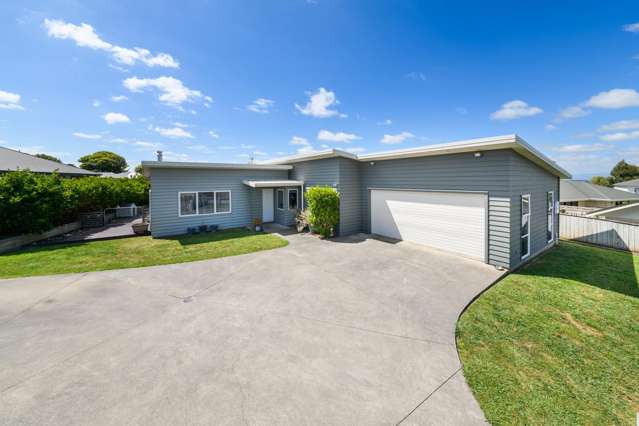 54 Fraser Drive Feilding_1