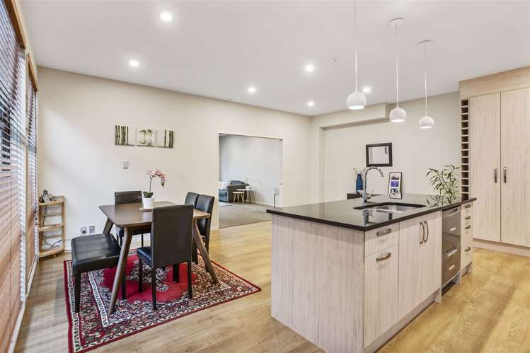 1/21a Mount Smart Road Royal Oak_6