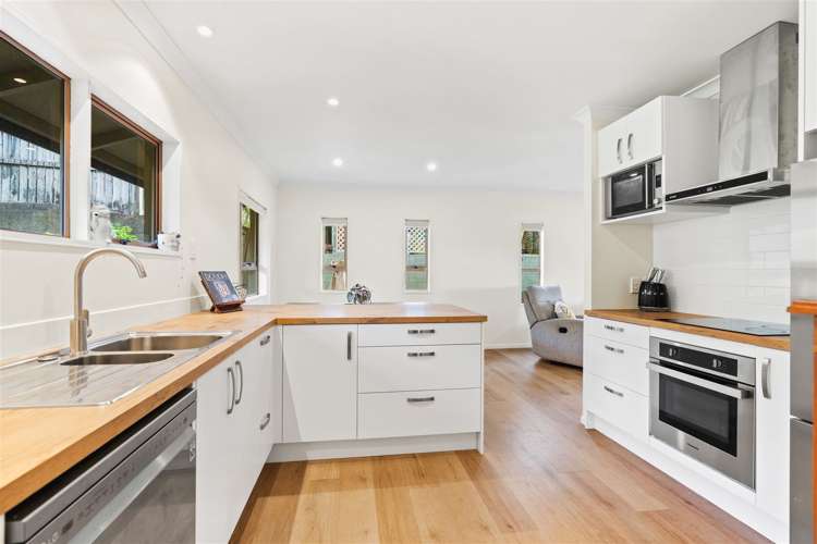 97 Crawford Crescent Kamo_12