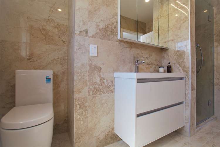 1/71 Kitchener Road Milford_11