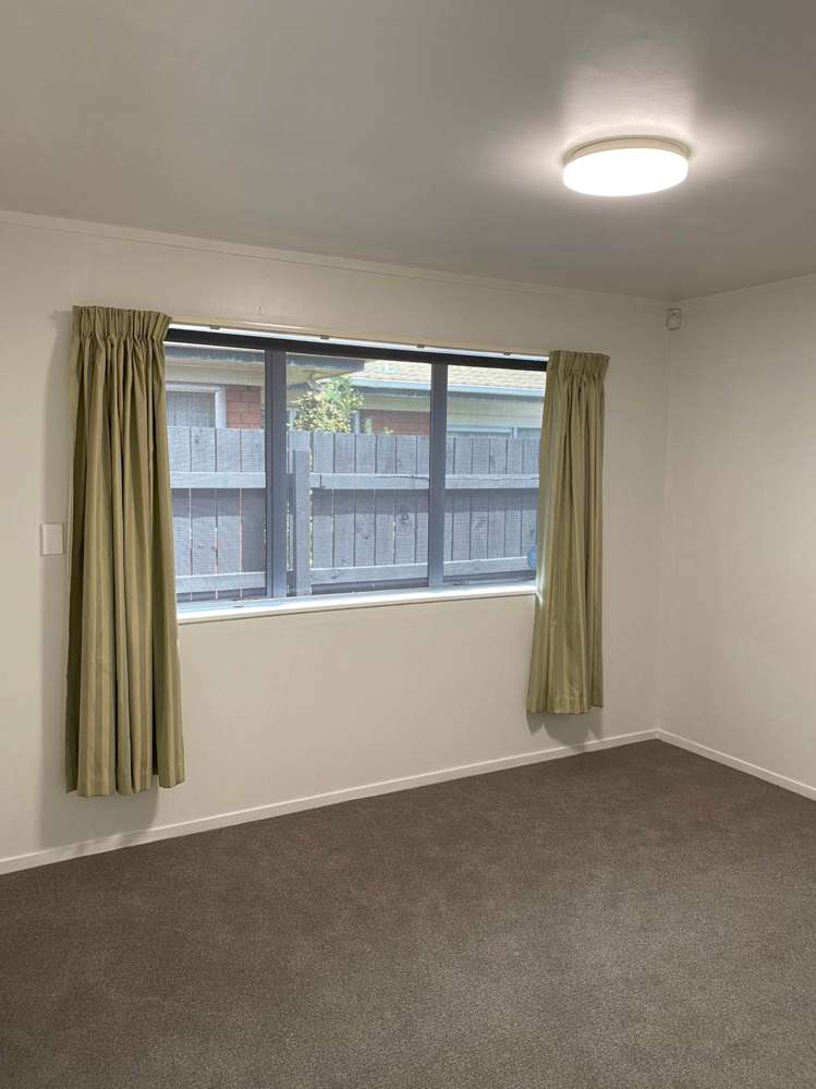 2/15 East Street Papakura_8