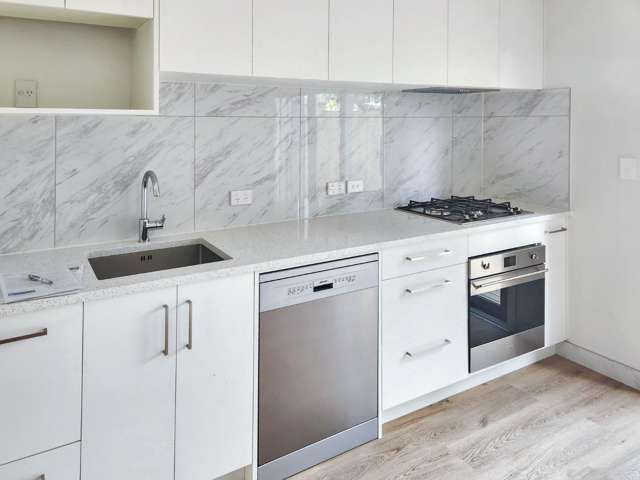 B/6 Russell Street 1371_1