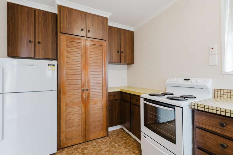 567 Church Street Terrace End_8