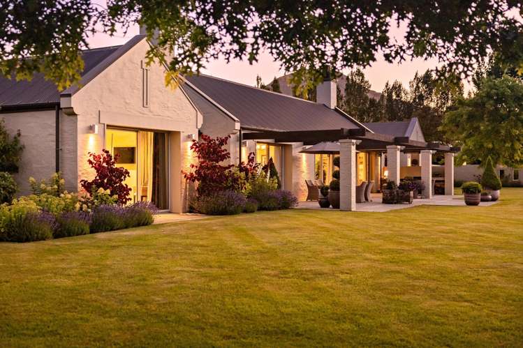 112 Domain Road Dalefield/Wakatipu Basin_1