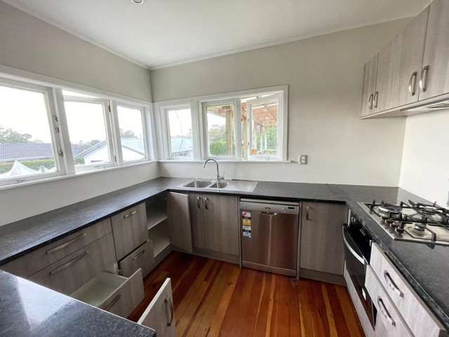 50 Fruitvale Rd 1732_3