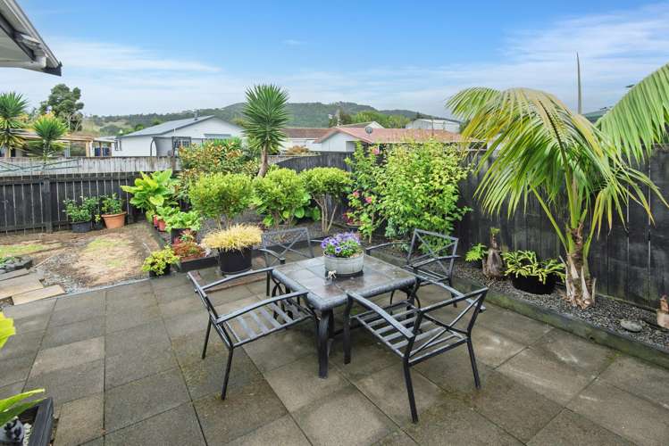 23 Great North Road Te Kamo_15