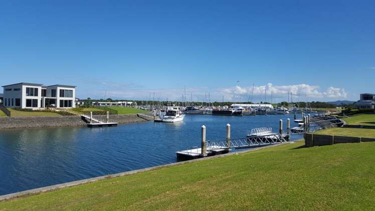 7 Lanyard Place One Tree Point_7