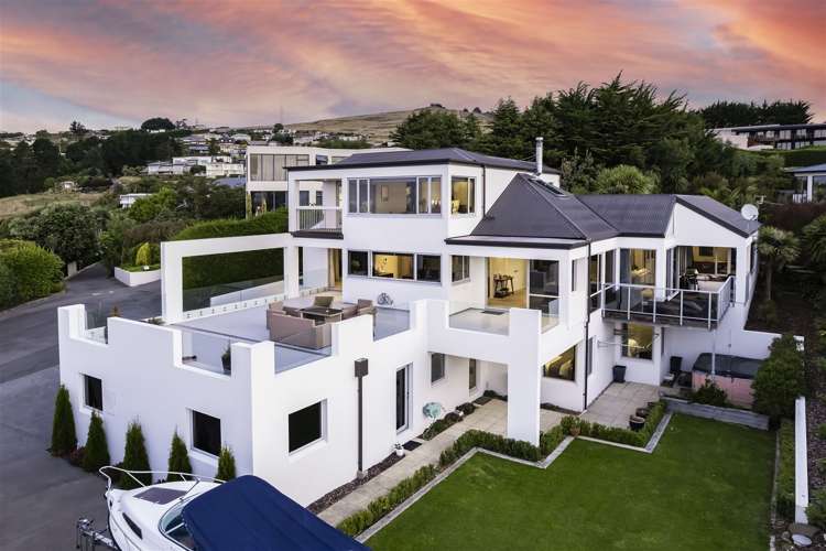 8 Kaikoura View_0