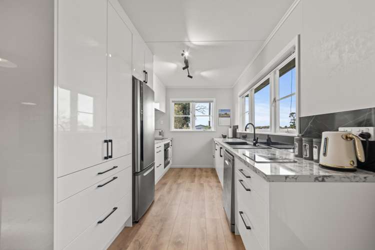 55 Roots Street East Feilding_1