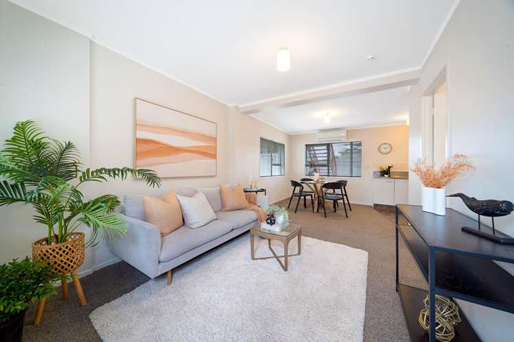 2/12 Grimshaw Place Henderson_24