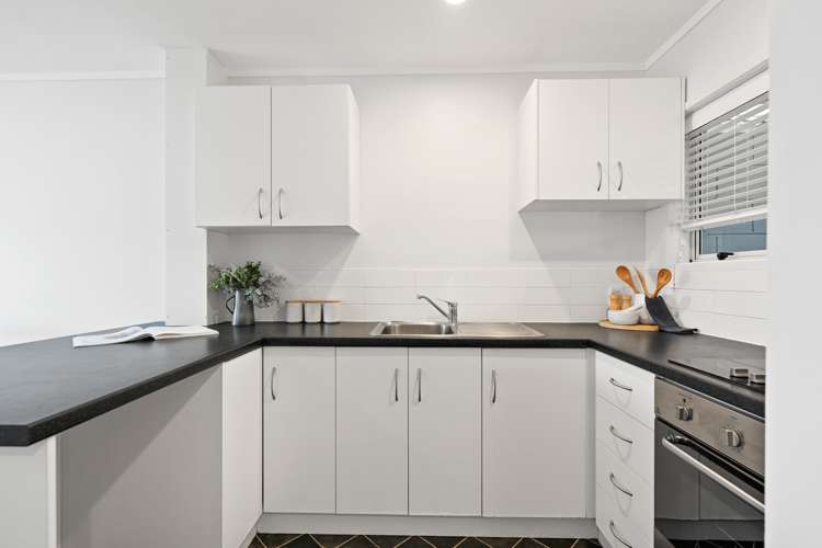 3/34 Selwyn Street Tauranga Central_6