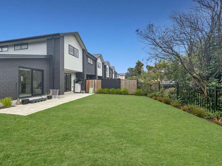 3/3 Matata Pl Dallington_22