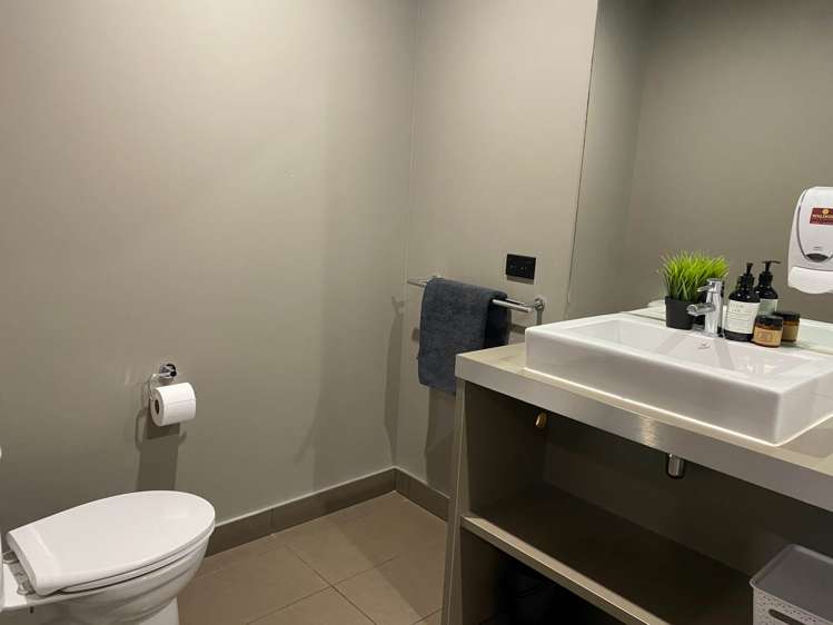 807/19 Anzac Avenue City Centre_5