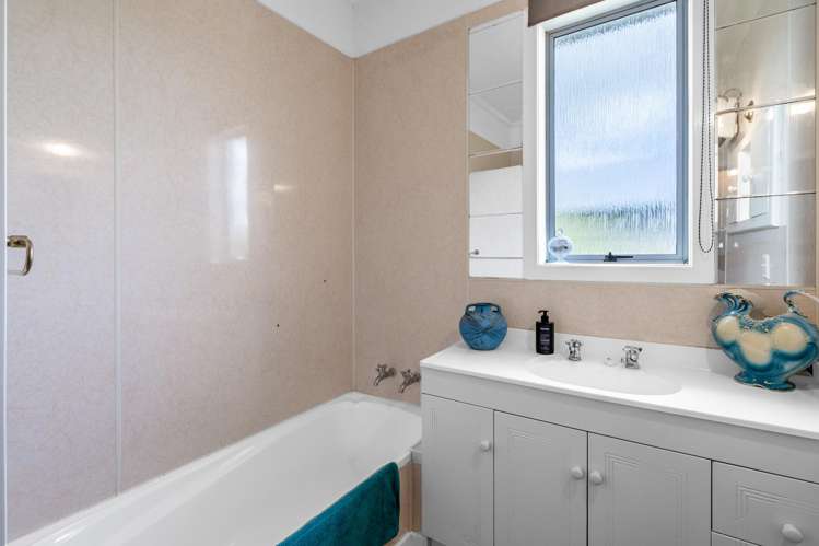 364 Great North Road Winton_11